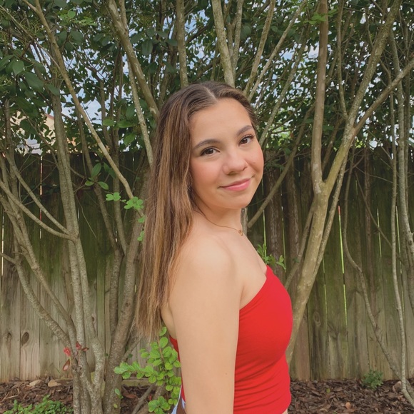 Meet your Posher, Juli - Picture 2 of 2